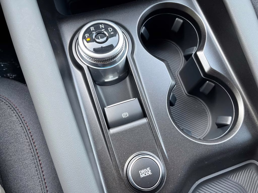 2026 Space White Metallic Ford Explorer Active RWD SUV