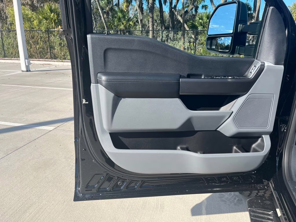 2026 Black Metallic Ford Super Duty F-250 SRW XL 4X4 Truck