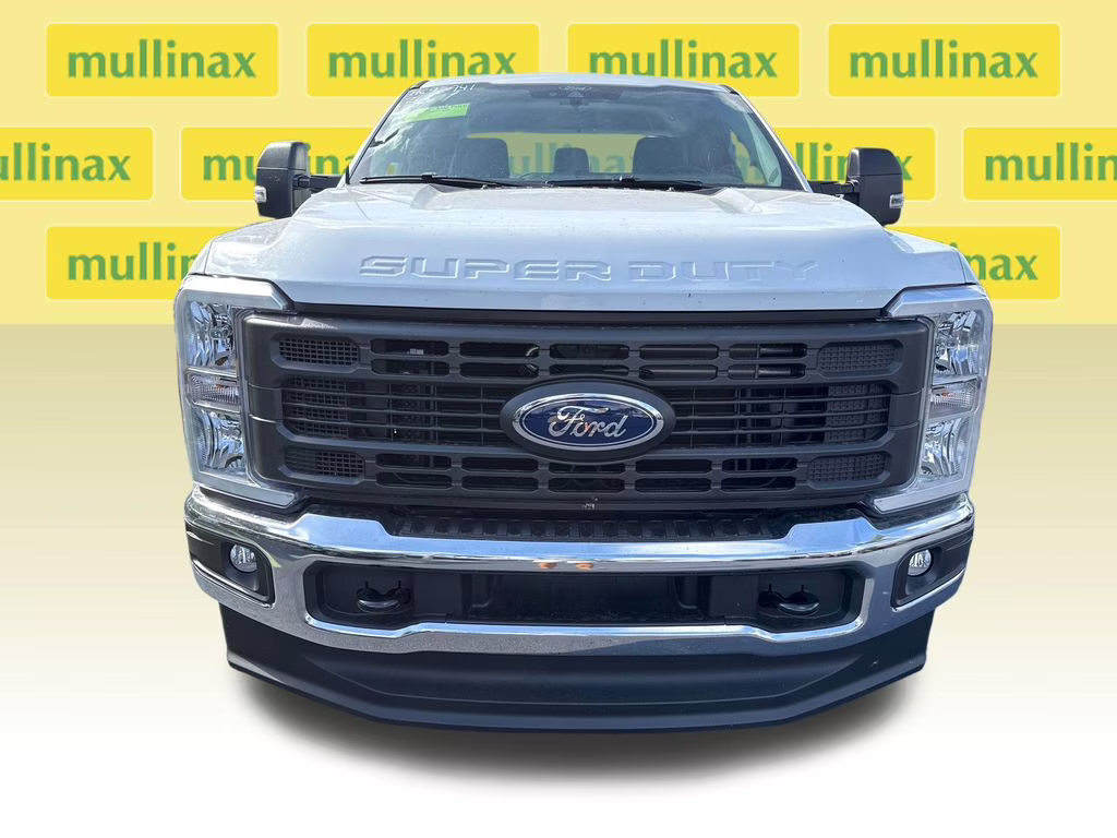 2026 Oxford White Ford Super Duty F-250 SRW XL 4X4 Truck