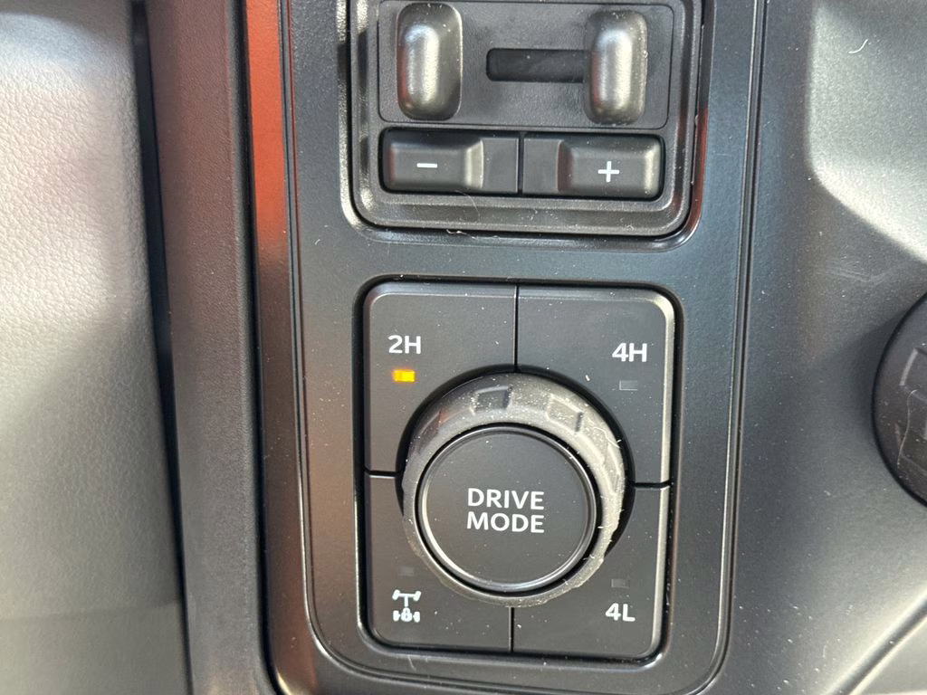 2026 Oxford White Ford Super Duty F-250 SRW XL 4X4 Truck