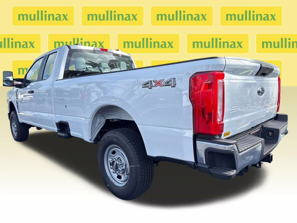 2026 Oxford White Ford Super Duty F-250 SRW XL 4X4 Truck