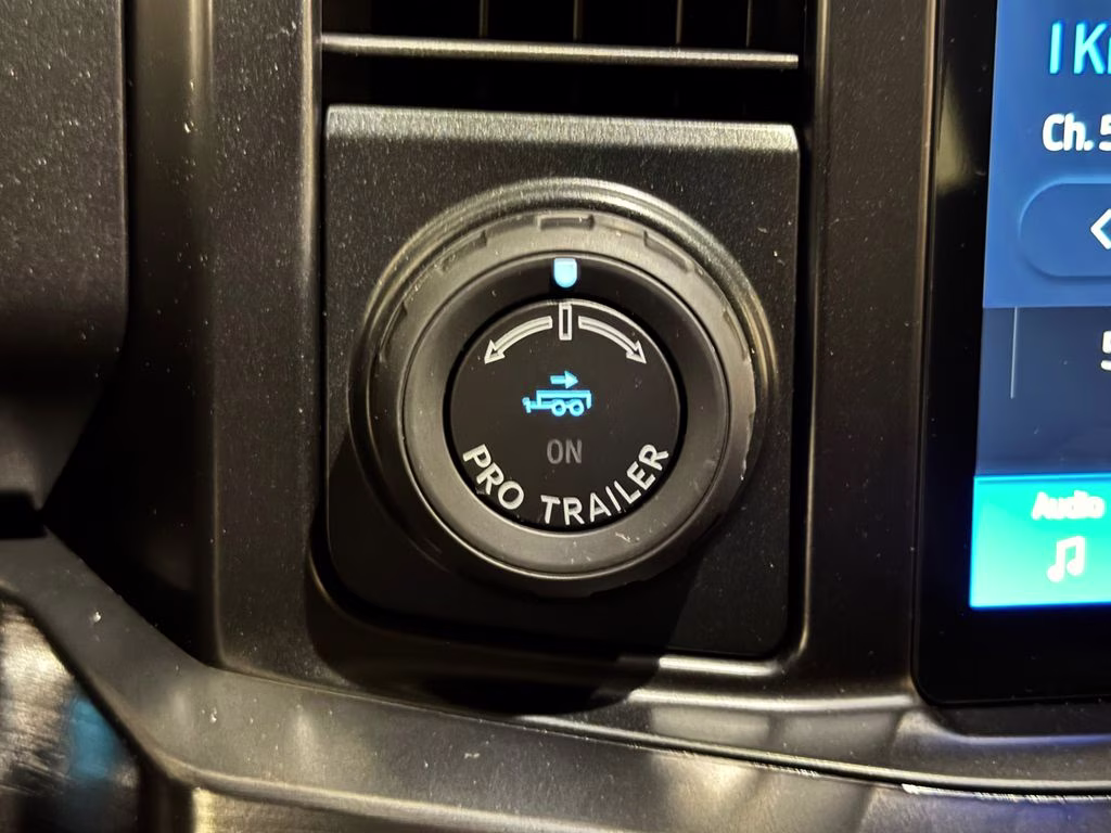 2026 Agate Black Metallic Ford Super Duty F-250 SRW Lariat 4X4 Truck