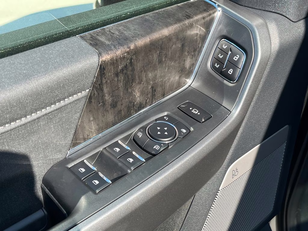 2026 Carbonized Gray Metallic Ford Super Duty F-250 SRW Lariat 4X4 Truck