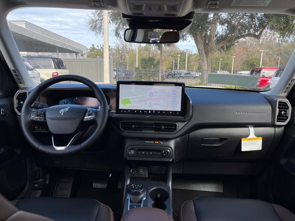 2025 Oxford White Ford Bronco Sport Outer Banks 4X4 SUV