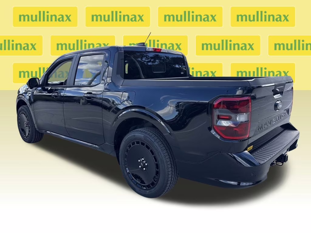 2025 Shadow Black Ford Maverick Lobo AWD Truck