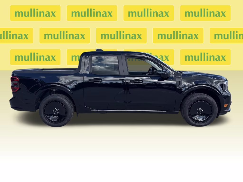 2025 Shadow Black Ford Maverick Lobo AWD Truck