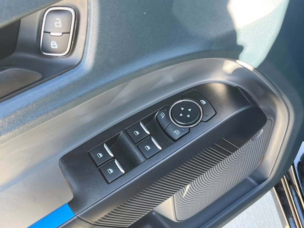 2026 Shadow Black Ford Maverick Lobo Standard AWD Truck