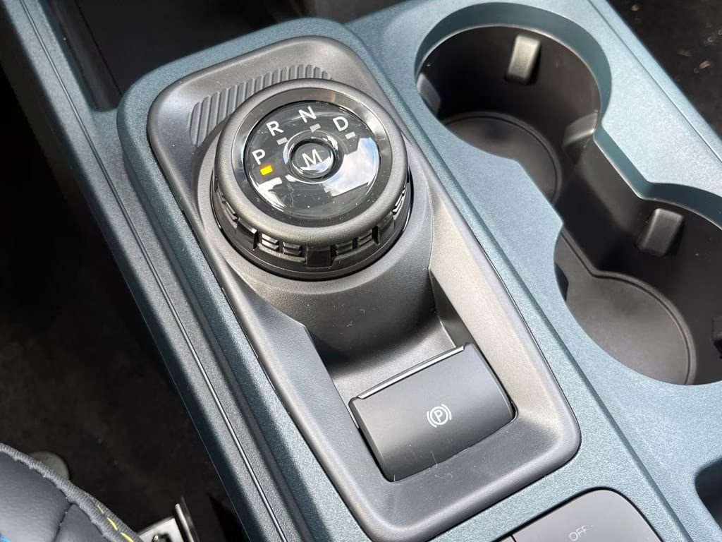 2026 Space White Metallic Ford Maverick Lobo Standard AWD Truck