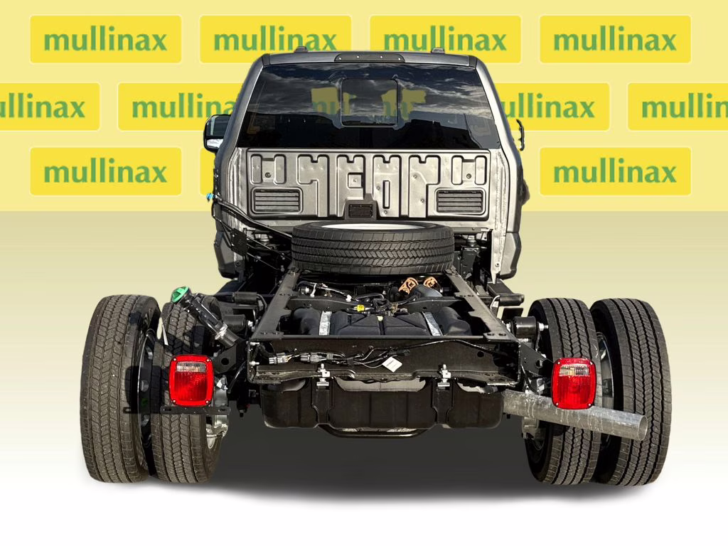 2026 Carbonized Gray Metallic Ford Super Duty F-550 DRW Lariat 4X4 Chassis