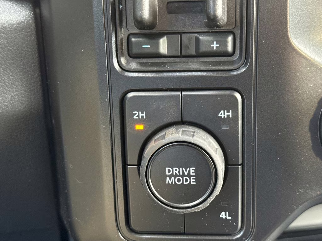 2026 Carbonized Gray Metallic Ford Super Duty F-550 DRW Lariat 4X4 Chassis