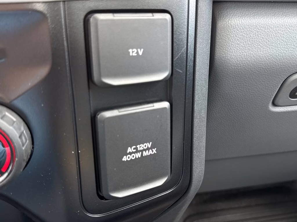 2025 Oxford White Ford Super Duty F-350 DRW XL 4X4 Chassis