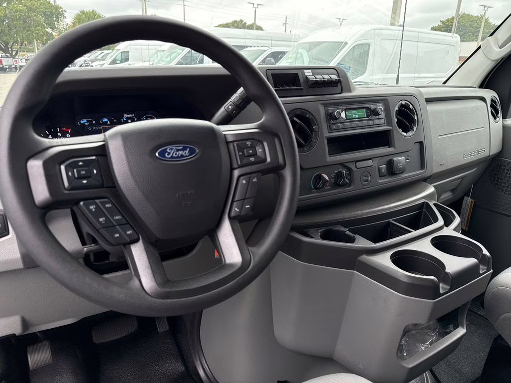 2026 Oxford White Ford E-350SD Base RWD Truck