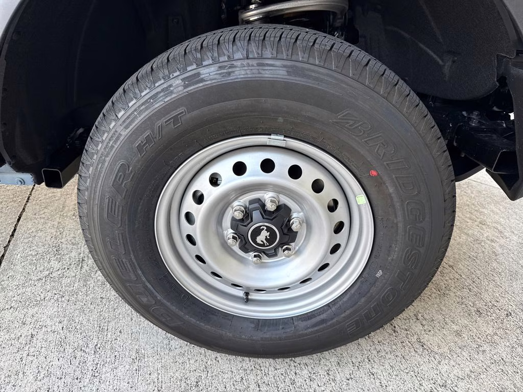 2025 Azure Gray Metallic Tri-Coat Ford Bronco Base 4X4 SUV