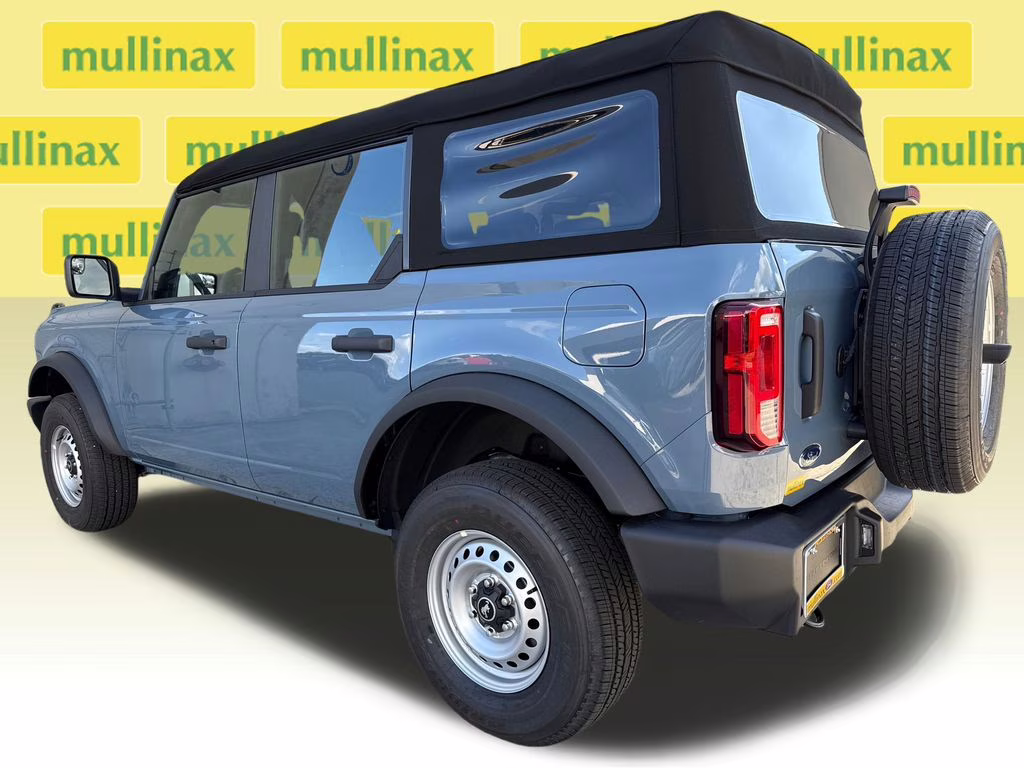 2025 Azure Gray Metallic Tri-Coat Ford Bronco Base 4X4 SUV