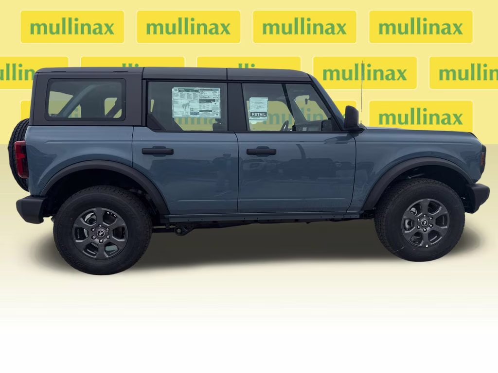 2025 Azure Gray Metallic Tri-Coat Ford Bronco Base 4X4 SUV