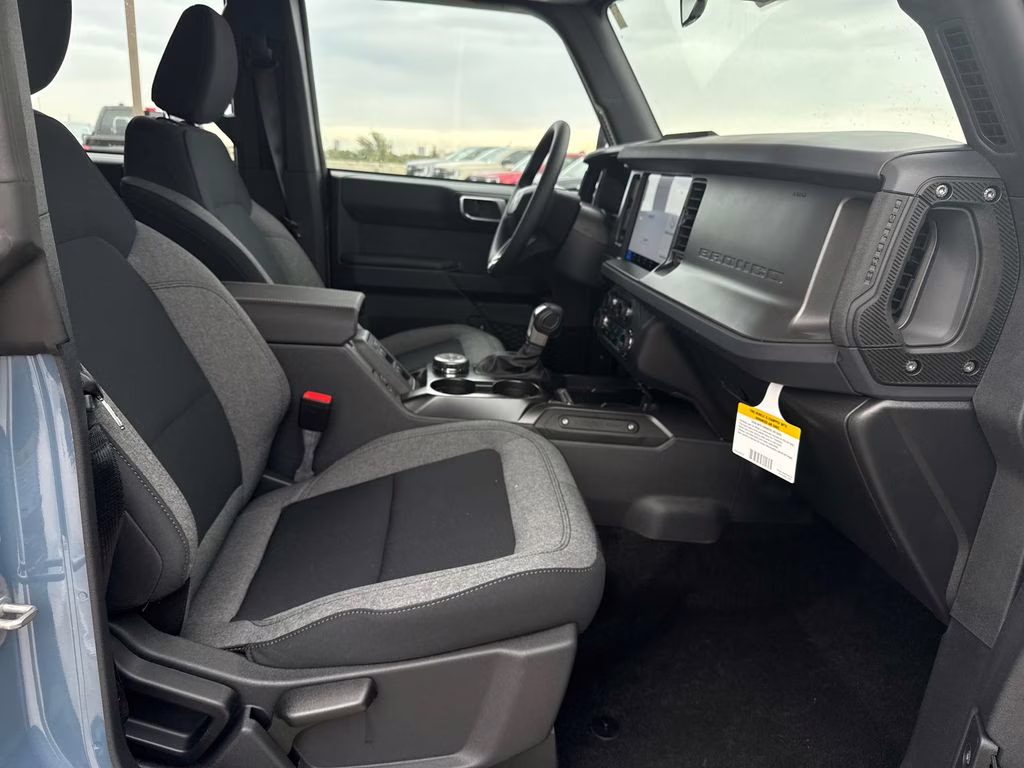 2025 Azure Gray Metallic Tri-Coat Ford Bronco Base 4X4 SUV