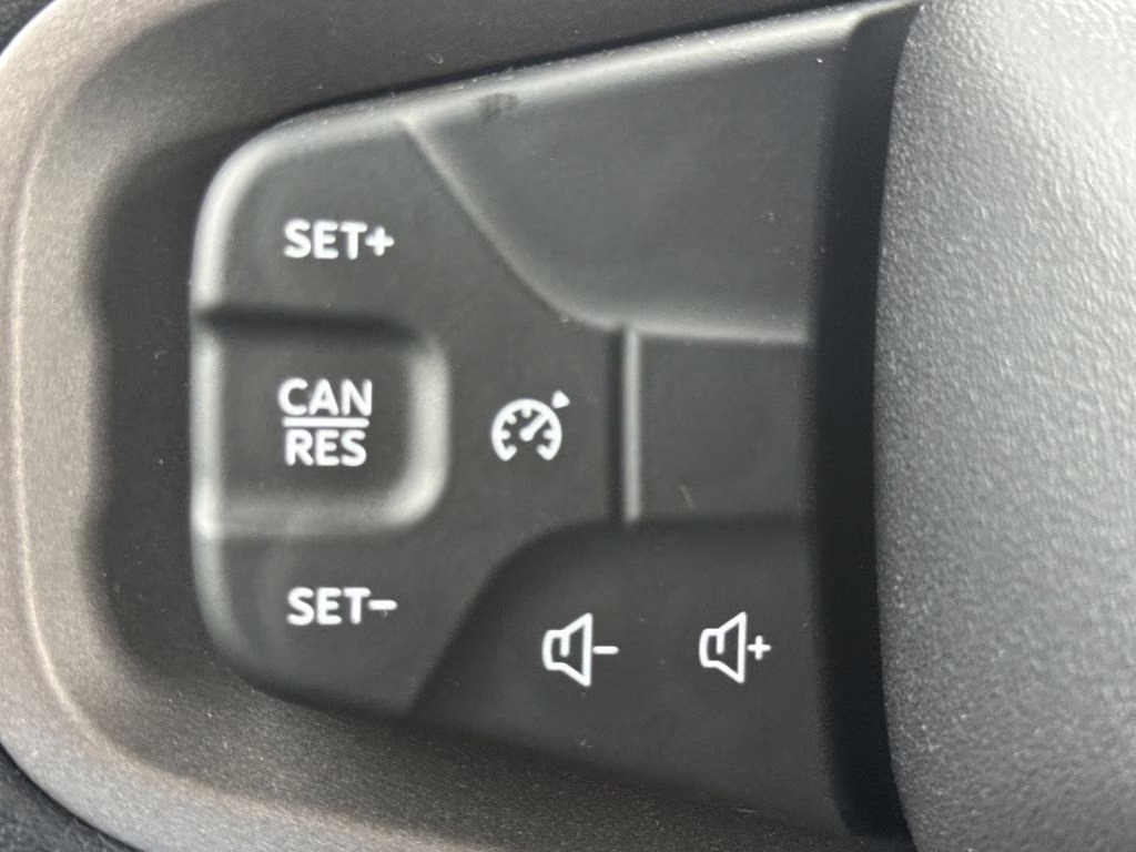 2025 Azure Gray Metallic Tri-Coat Ford Bronco Base 4X4 SUV