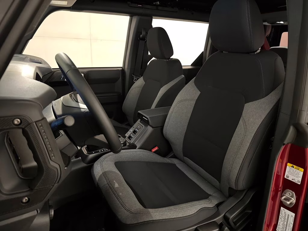 2025 Ruby Red Metallic Tinted Clearcoat Ford Bronco Big Bend 4X4 SUV