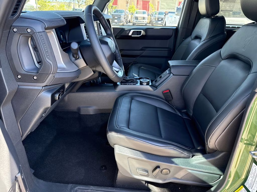 2025 Eruption Green Metallic Ford Bronco Outer Banks 4X4 SUV