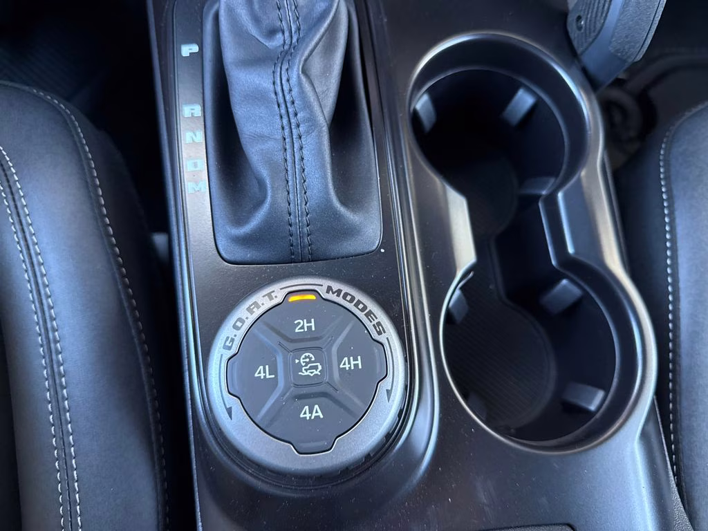 2025 Gray Metallic Ford Bronco Badlands 4X4 SUV