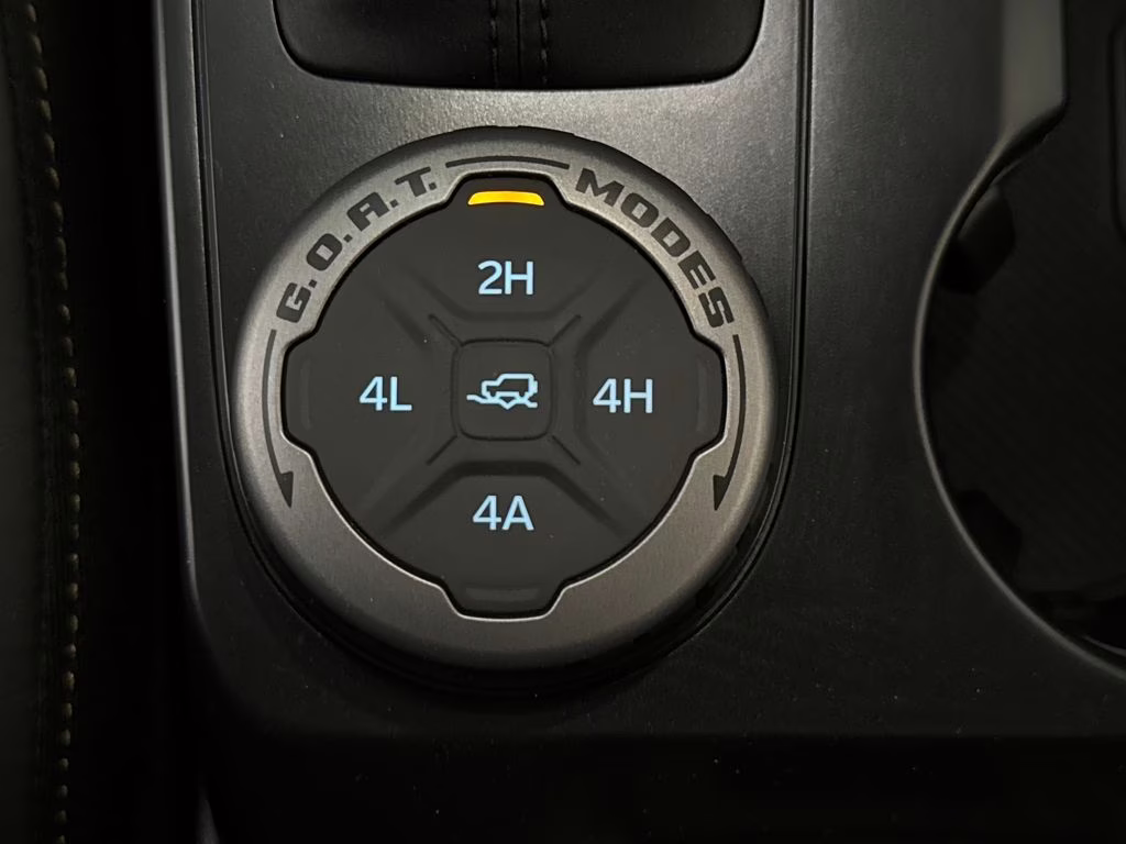 2025 Desert Sand Ford Bronco Badlands 4X4 SUV