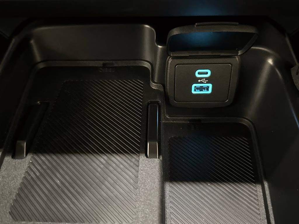 2025 Desert Sand Ford Bronco Badlands 4X4 SUV