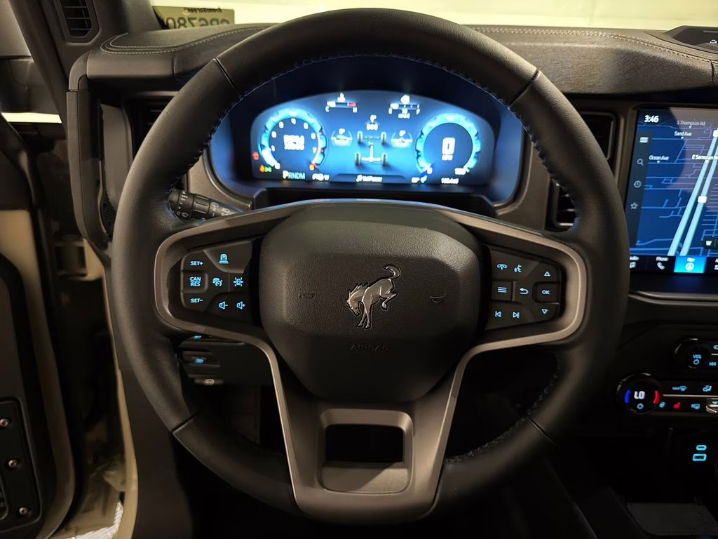 2025 Desert Sand Ford Bronco Badlands 4X4 SUV