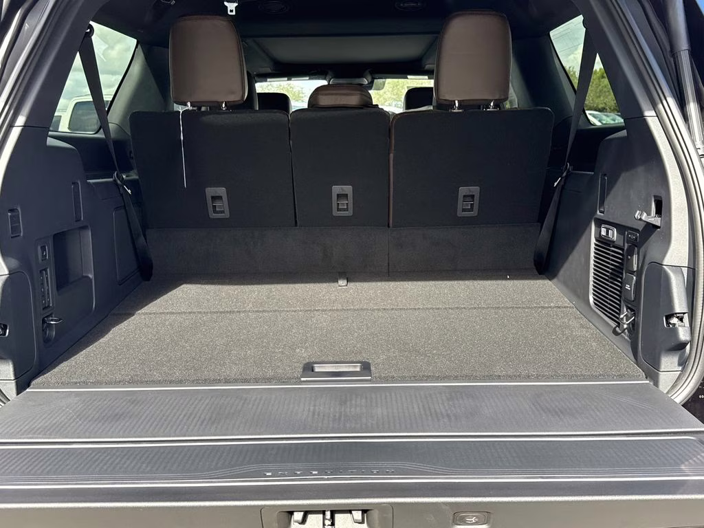 2025 Agate Black Metallic Ford Expedition Max King Ranch 4X4 SUV