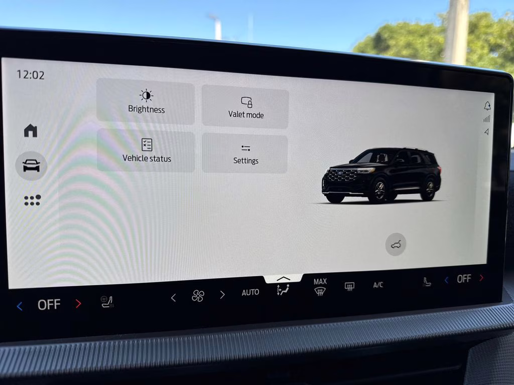 2026 Agate Black Metallic Ford Explorer Active RWD SUV