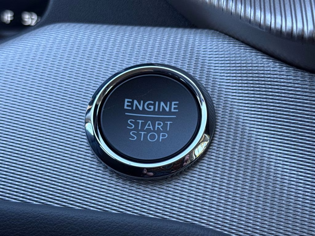 2026 Space White Metallic Ford Explorer Active RWD SUV