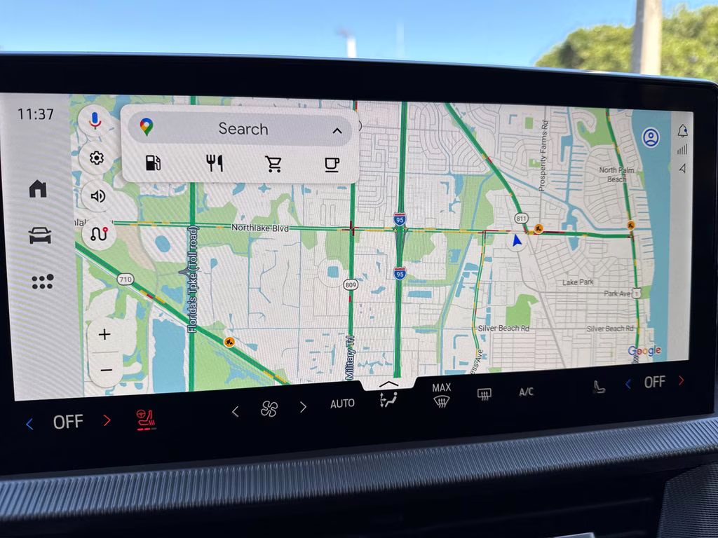 2026 Space White Metallic Ford Explorer Active RWD SUV