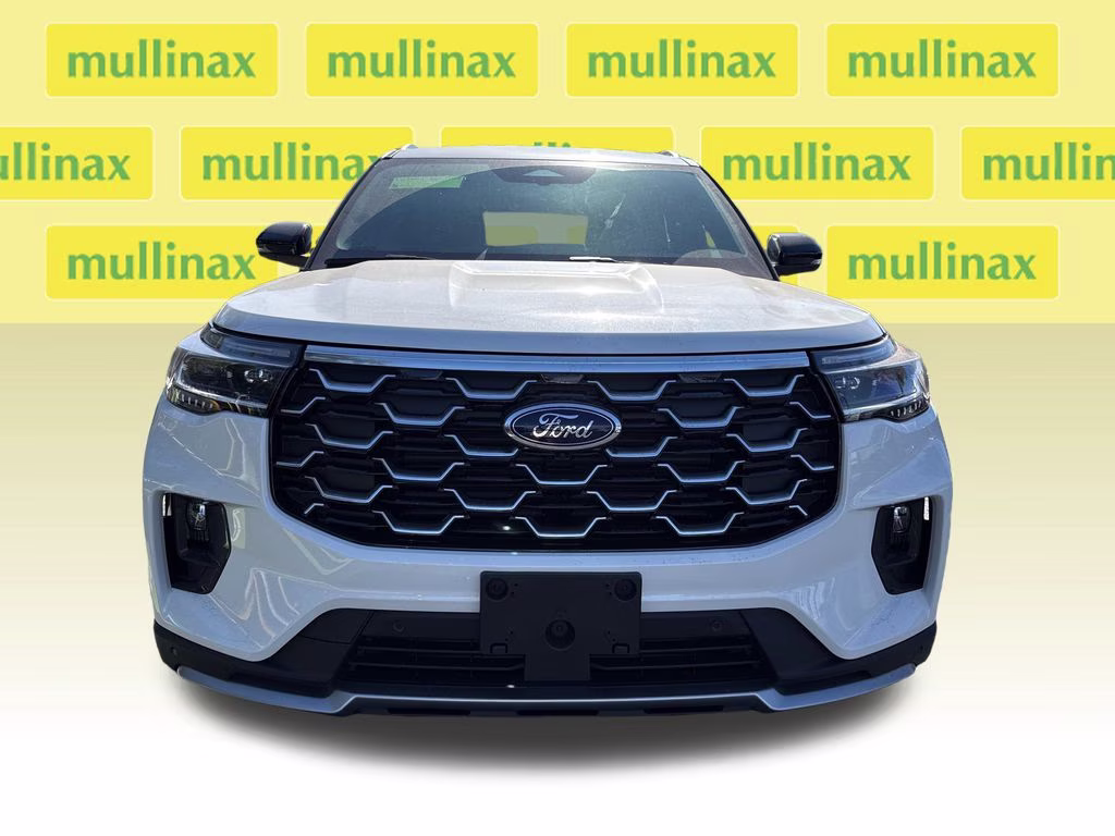 2026 Star White Metallic Tri-Coat Ford Explorer Platinum RWD SUV