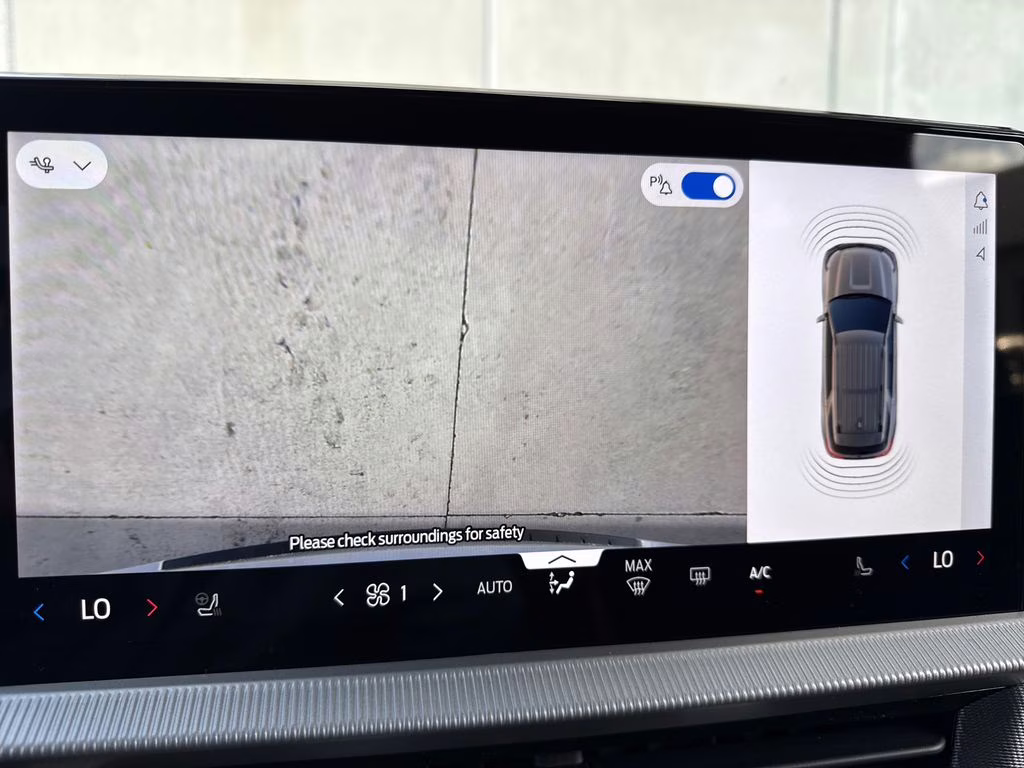 2026 Star White Metallic Tri-Coat Ford Explorer ST RWD SUV