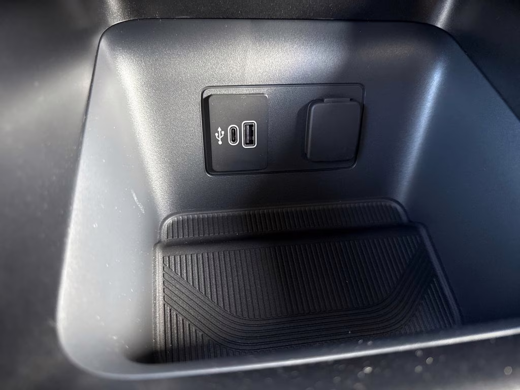 2026 Star White Metallic Tri-Coat Ford Explorer ST RWD SUV