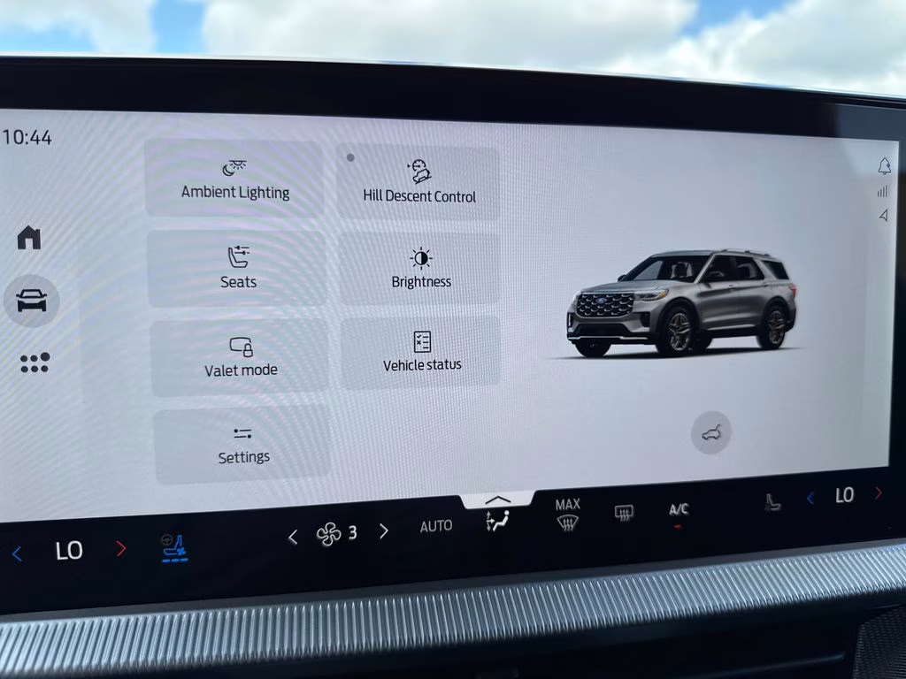 2026 Star White Metallic Tri-Coat Ford Explorer ST RWD SUV