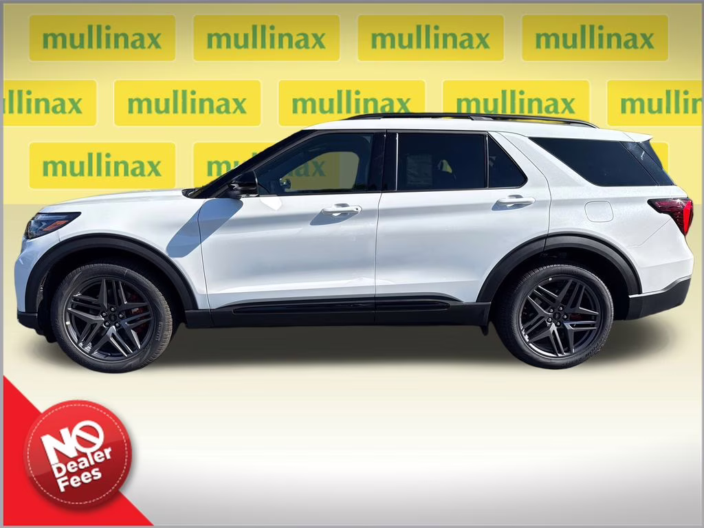2026 Star White Metallic Tri-Coat Ford Explorer ST RWD SUV