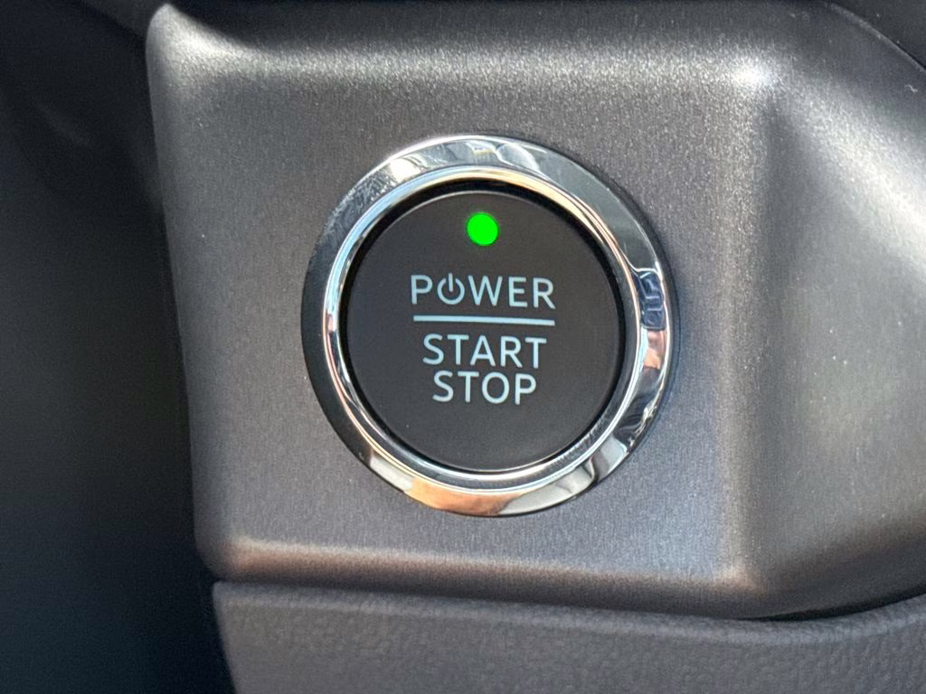 2025 Agate Black Metallic Ford F-150 Lightning Flash AWD Truck