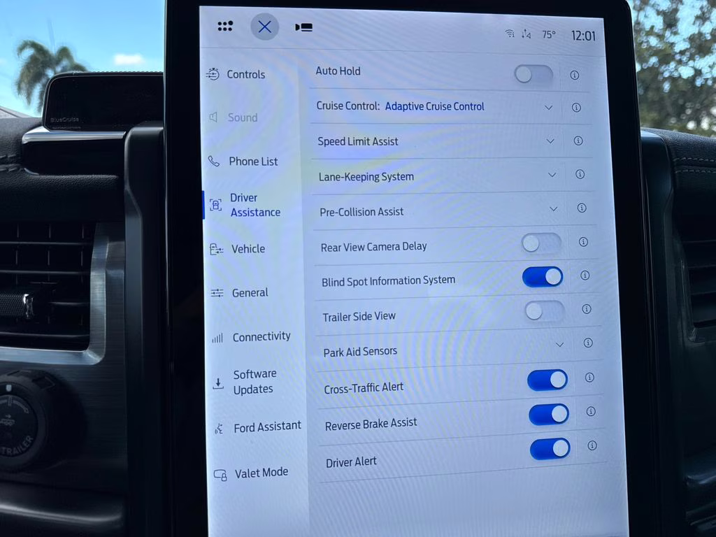 2025 Agate Black Metallic Ford F-150 Lightning Flash AWD Truck