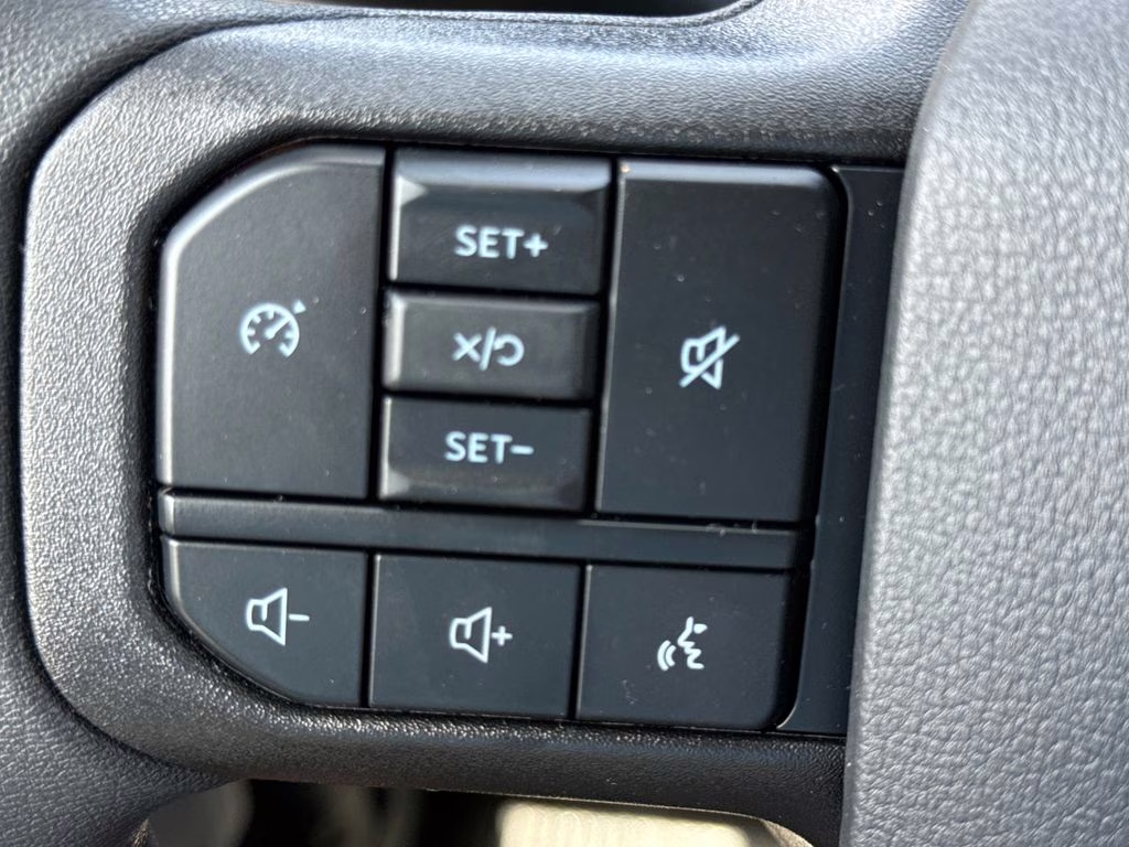 2026 Oxford White Ford Super Duty F-250 SRW XL 4X4 Truck