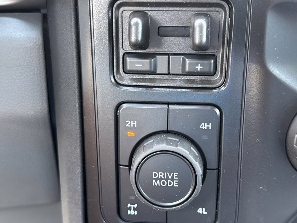 2026 Oxford White Ford Super Duty F-250 SRW XL 4X4 Truck