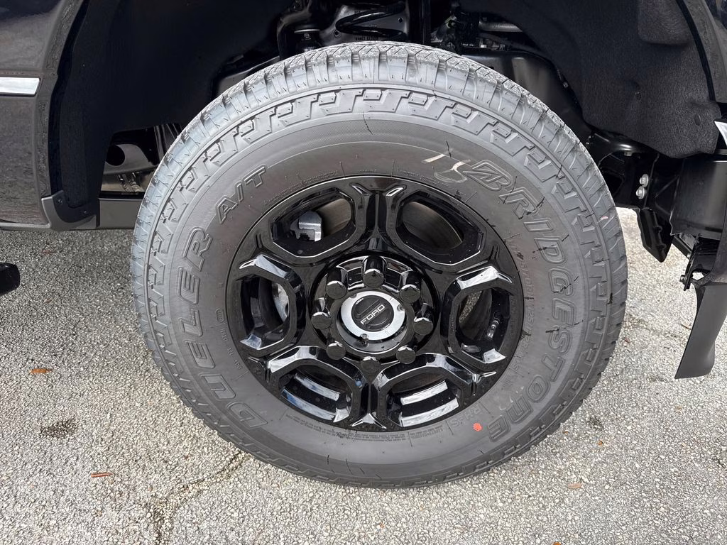 2026 Agate Black Metallic Ford Super Duty F-250 SRW STX 4X4 Truck