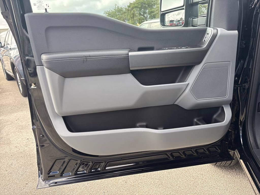 2026 Agate Black Metallic Ford Super Duty F-250 SRW XLT 4X4 Truck