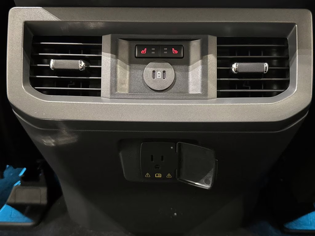 2026 Agate Black Metallic Ford Super Duty F-250 SRW Lariat 4X4 Truck