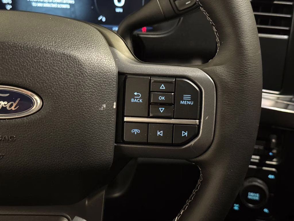 2026 Agate Black Metallic Ford Super Duty F-250 SRW Lariat 4X4 Truck