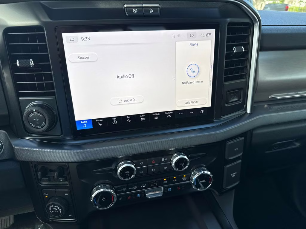 2026 Ruby Red Metallic Tinted Clearcoat Ford Super Duty F-250 SRW Platinum 4X4 Truck