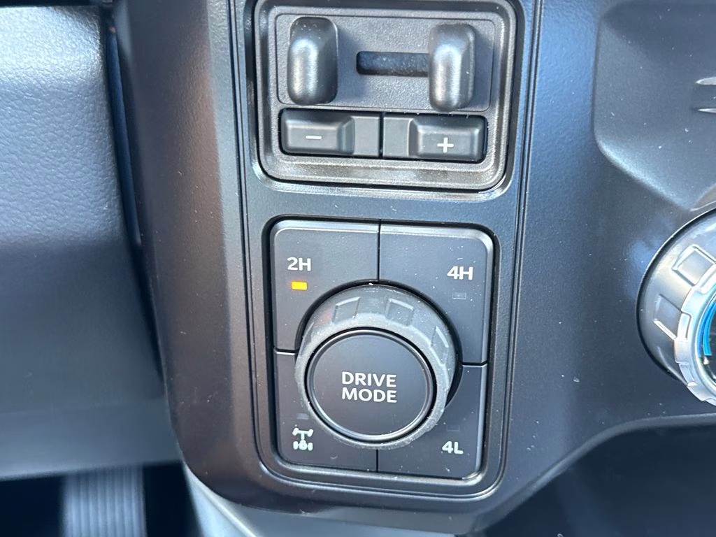 2026 Agate Black Metallic Ford Super Duty F-250 SRW Lariat 4X4 Truck