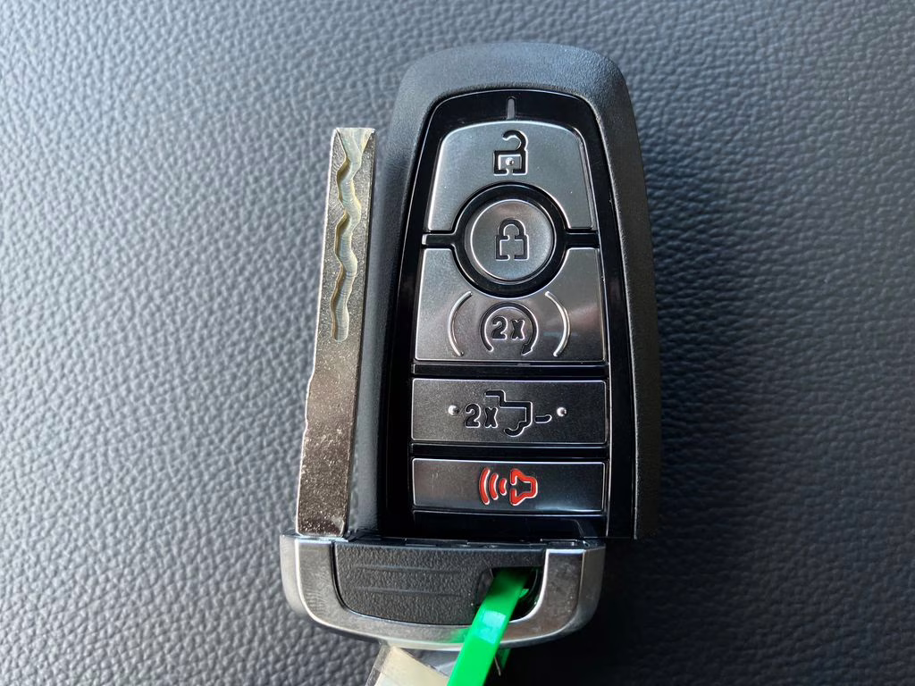 2026 Argon Blue Metallic Ford Super Duty F-250 SRW XLT 4X4 Truck