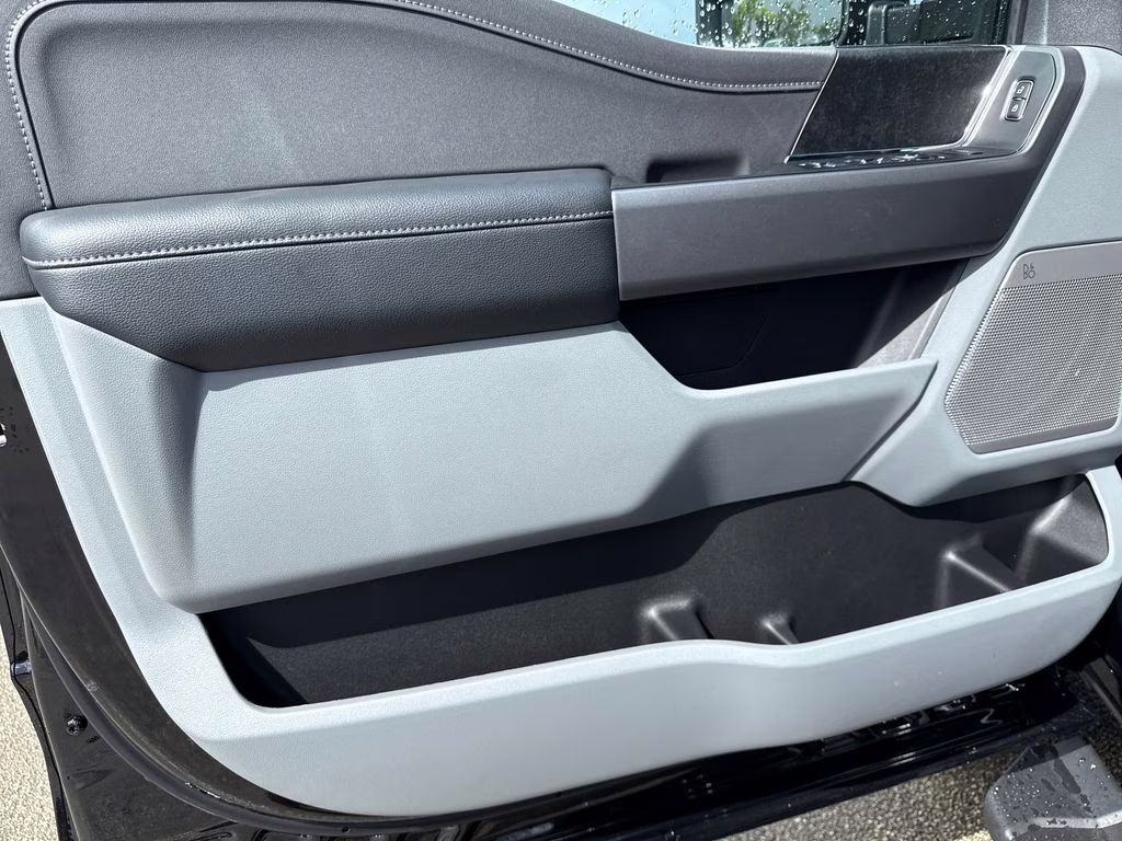 2026 Agate Black Metallic Ford Super Duty F-250 SRW XLT 4X4 Truck