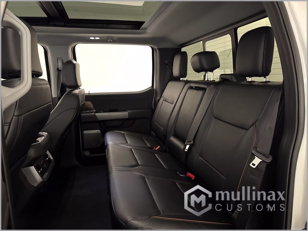 2026 Star White Metallic Tri-Coat Ford Super Duty F-250 SRW Lariat 4X4 Truck