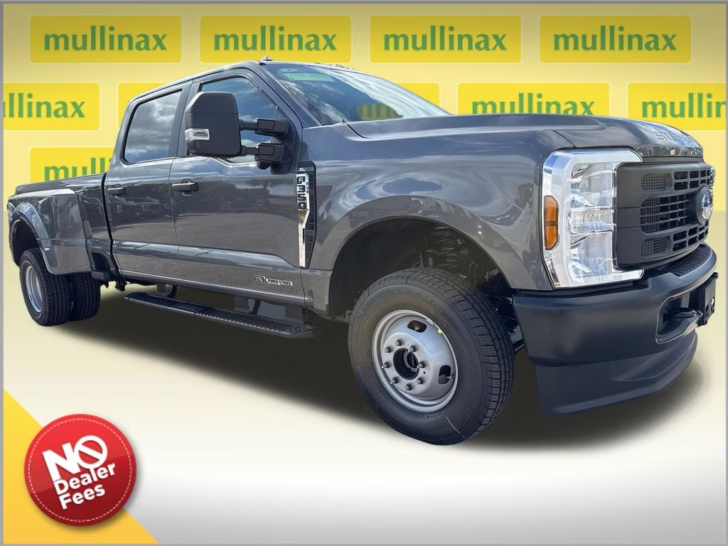 2026 Gray Metallic Ford Super Duty F-350 DRW XL 4X4 Truck
